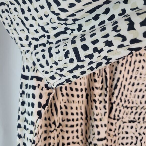 Tail Athletic Long Sleeve Sweater Top - Picture 5 of 13